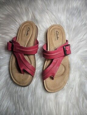 Clarks Womens Black Leather Brynn Madi with Tan Suede Footbed Sandals